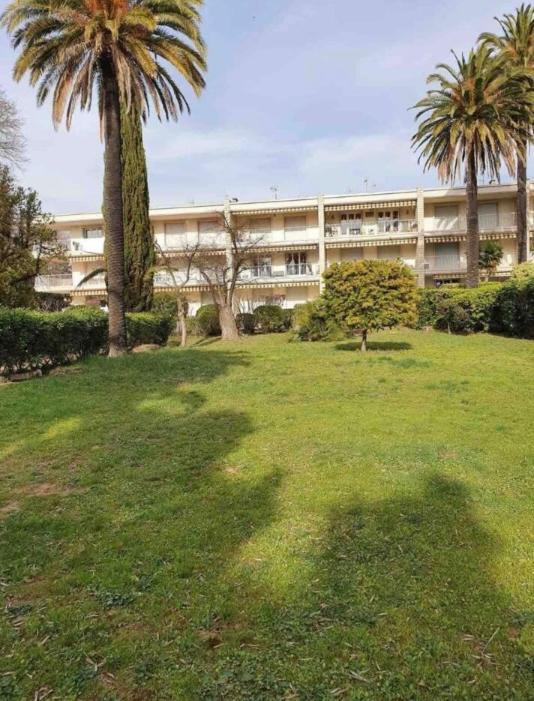 Les Palmiers Apartment Saint-Cyr-sur-Mer Exterior photo